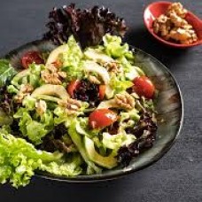 Peynirli Avakado Salata